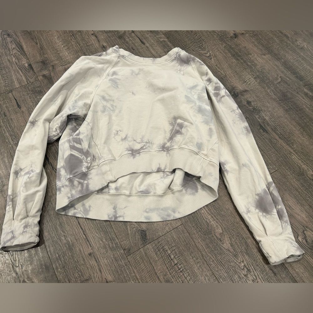 LULULEMON TIE DYE CROP CREW NECK - Picture 3 of 5